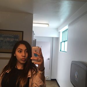 Meet your Posher, Brianna